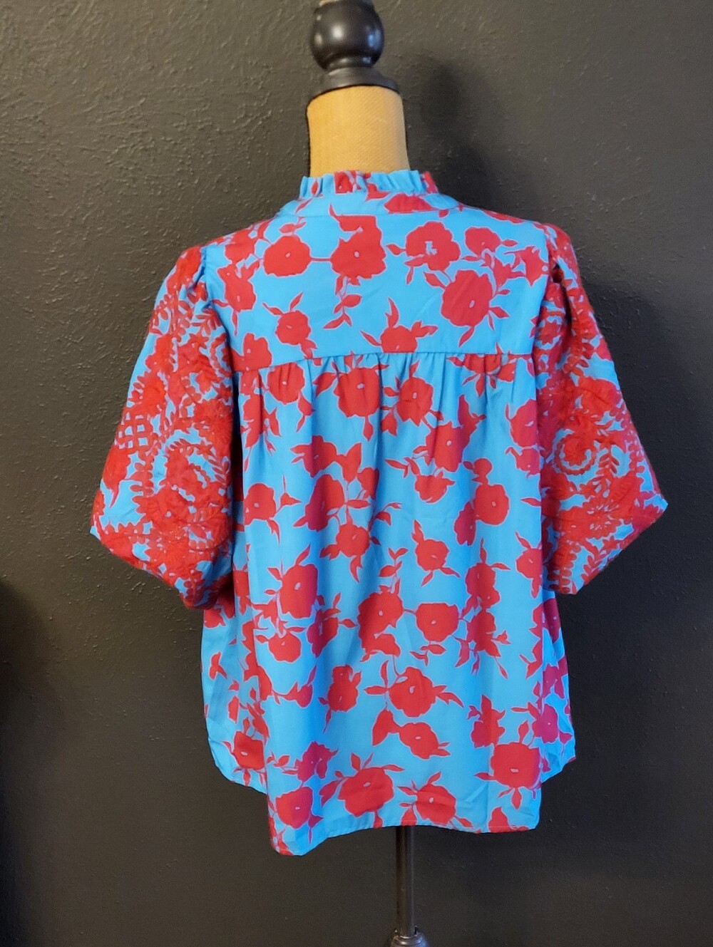 Umgee Large Blue/Red Peasant Blouse - Picture 3 of 8